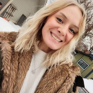 Meet your Posher, Cheyanne